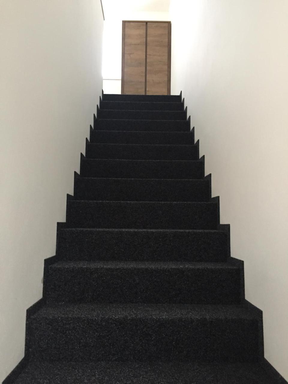 Apartmany Miromar Podivin Exteriör bild