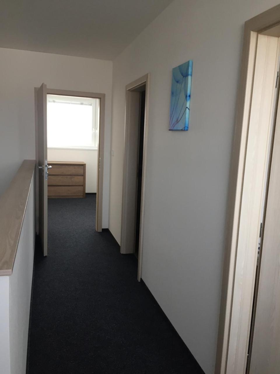 Apartmany Miromar Podivin Exteriör bild